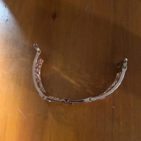 ladies I phone watch band! - Picture 3 of 3